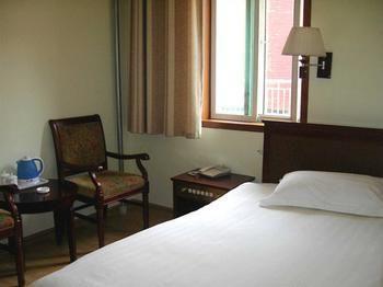Juranzhijia Business Hotel 济南 外观 照片